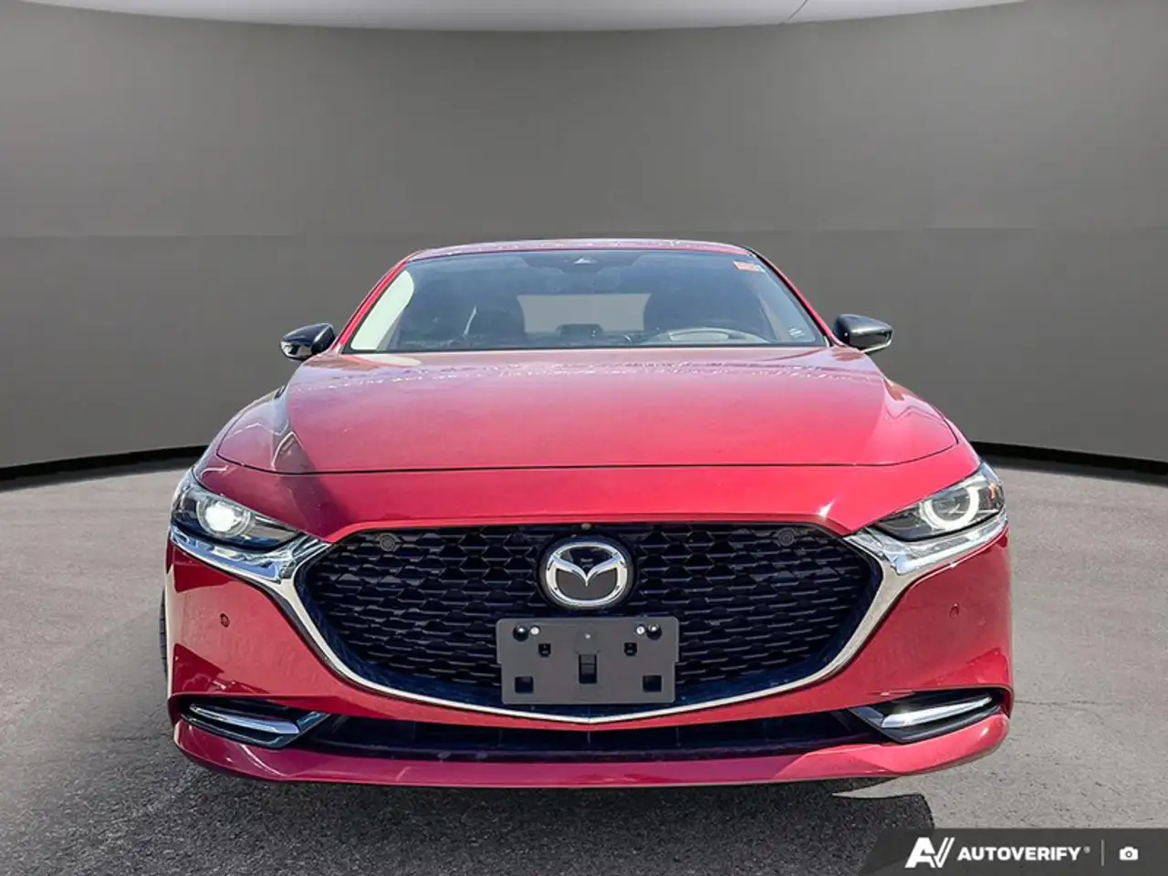 Mazda 3 снимка Mazda 3