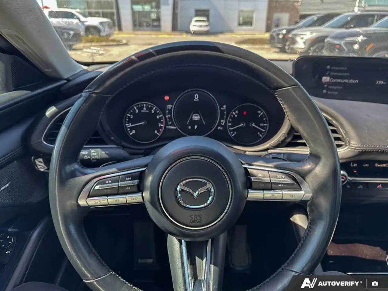 Mazda 3 снимка Mazda 3