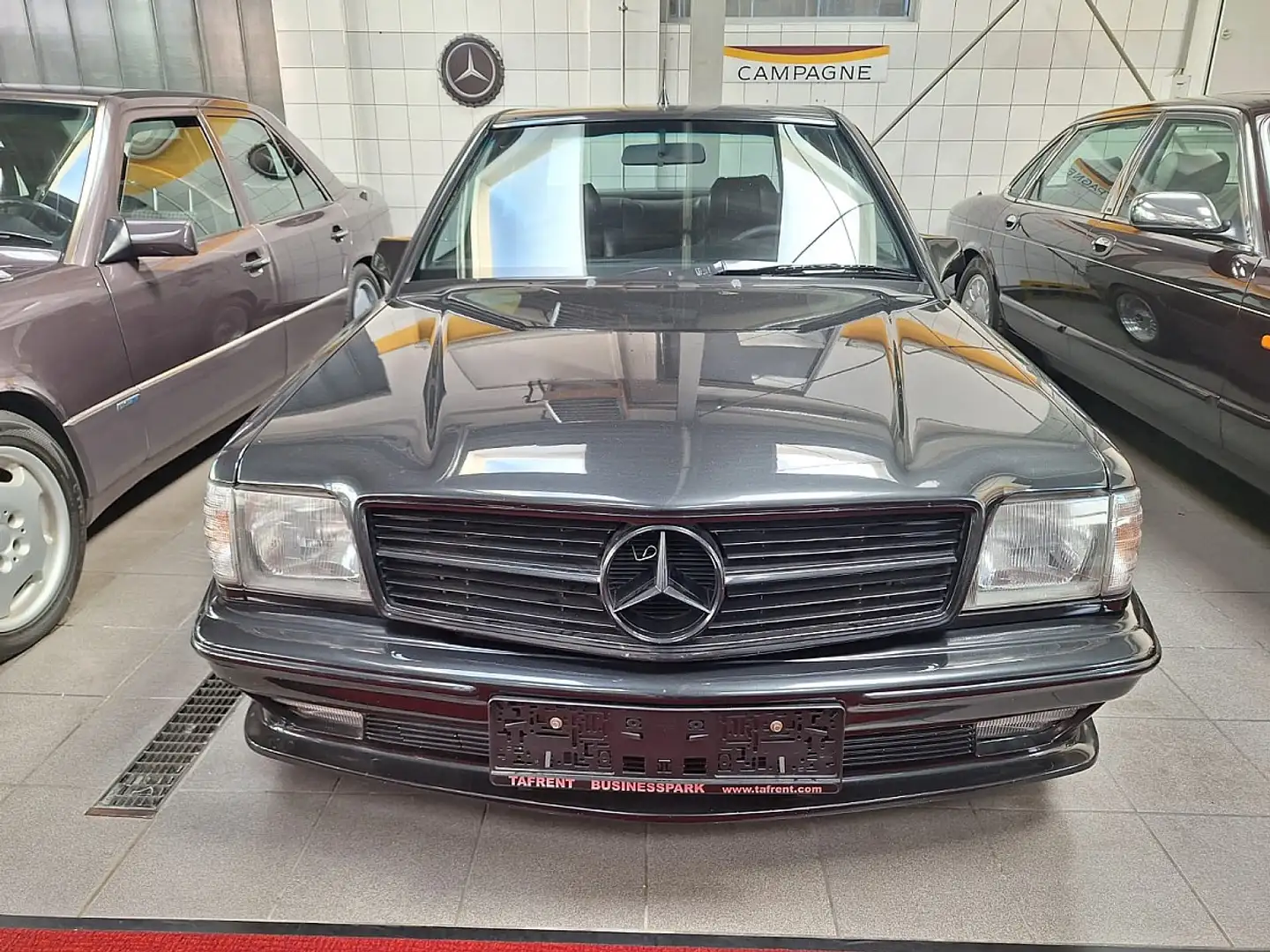 Mercedes-Benz 190 E 2,3 - 16V Noir - 2