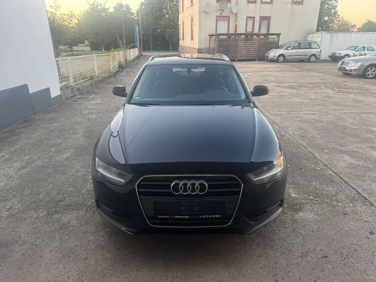 Audi A4 Avant Ambiente*ZAHNRIEMEN NEU! Schwarz - 2