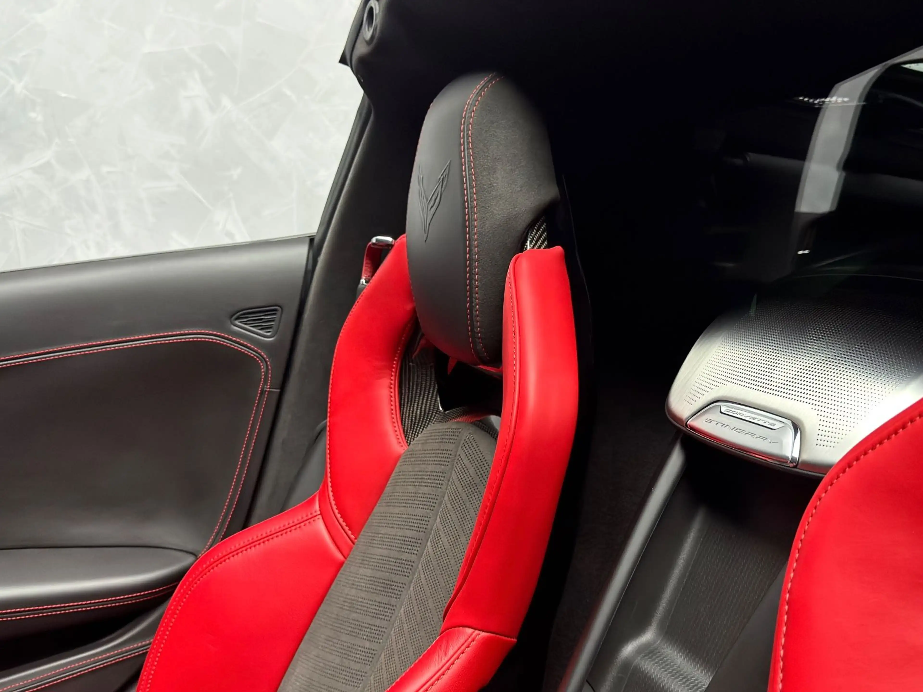 Corvette C8 TARGA 3LT Z51 6.2 V8 CARBON HuD BOSE LIFT — photo 10