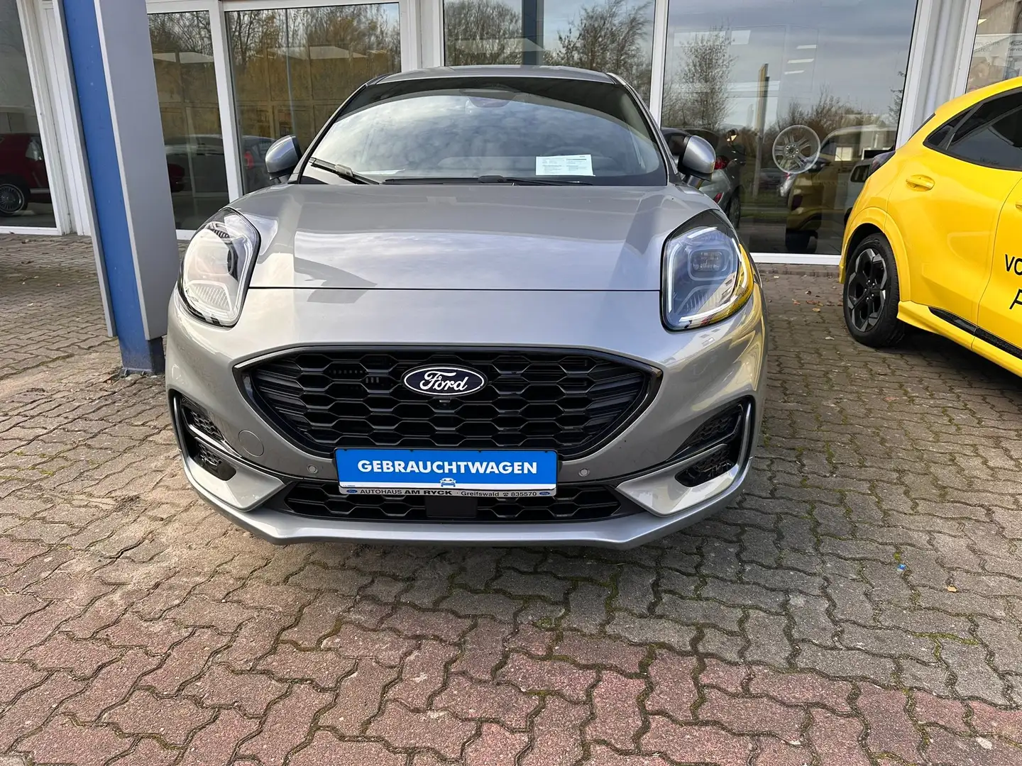 Ford Puma ST-Line Silber - 1