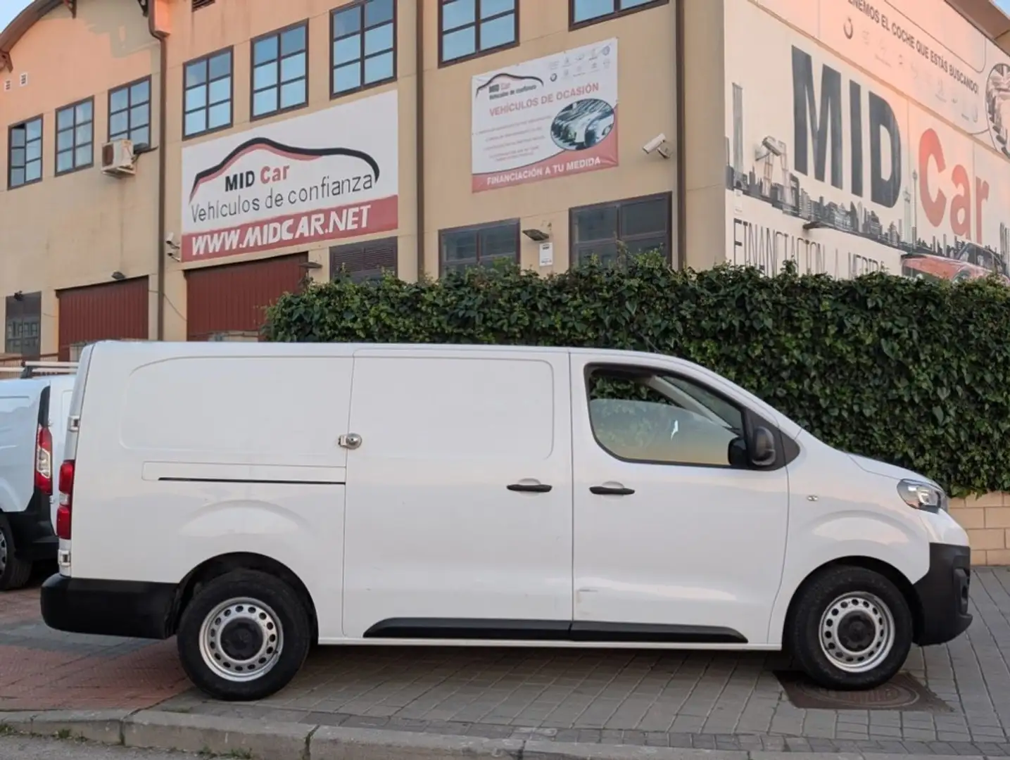 Peugeot Expert Fg. Long 2.0BlueHDi S&S Premium 150 Blanco - 2