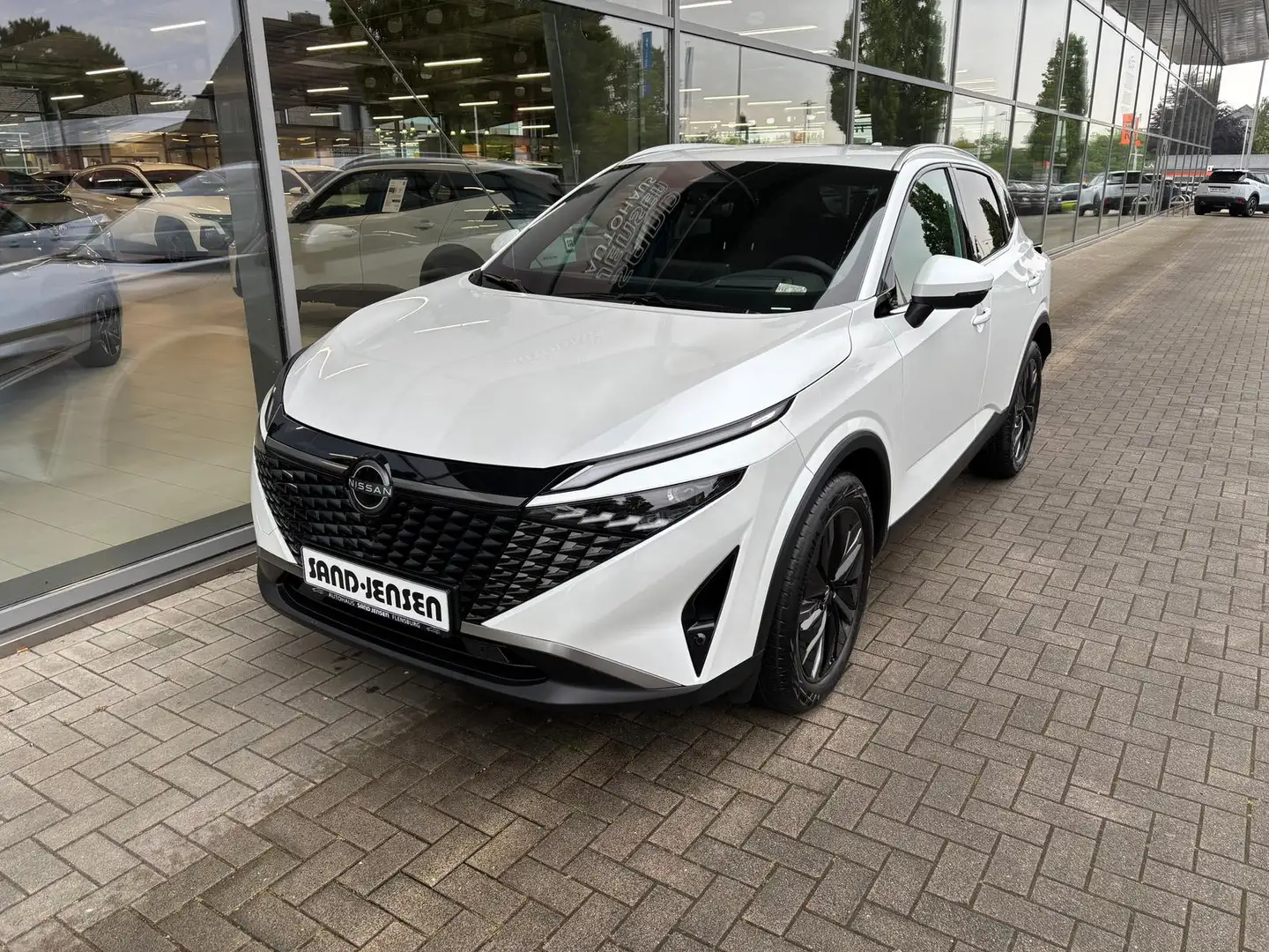 Nissan Qashqai MHEV 158 Xtronic Tekna HUD Matrix ICC Weiß - 2