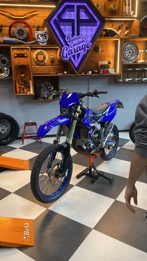 Yamaha YZ 450 Azul - 1