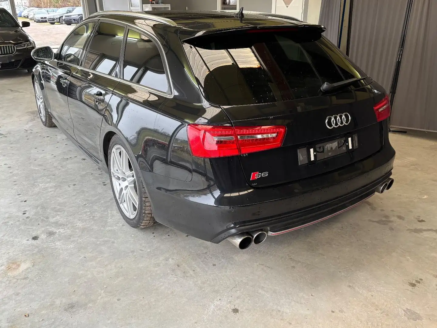 Audi S6 Avant 4.0 TFSI Quattro / Matrix / MTM Negru - 2