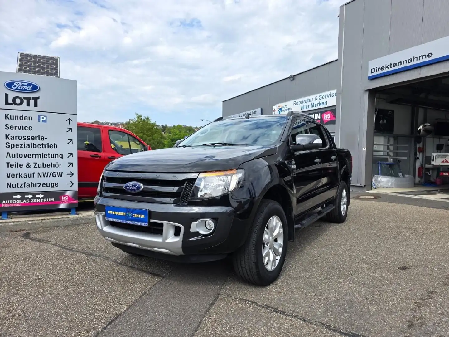 Ford Ranger Wildtrak DoKa 4x4 AUTOM.*AHK*KAM*NAV*TEMP Schwarz - 1