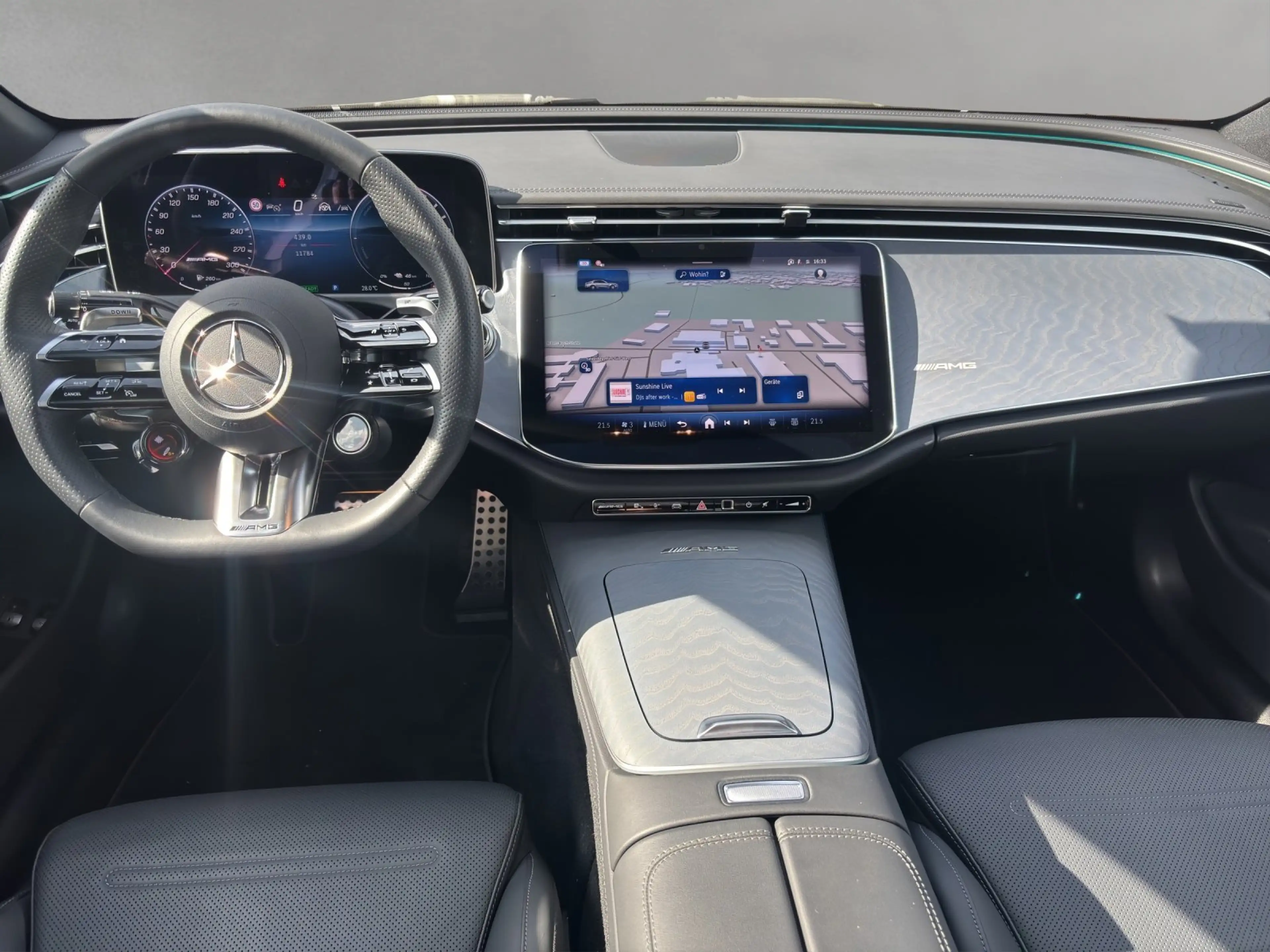 Mercedes-Benz E 53 AMG E53AMG Hyb Prem DYNAMIC+ FahrAssi HAL Pano Nappa — photo 9