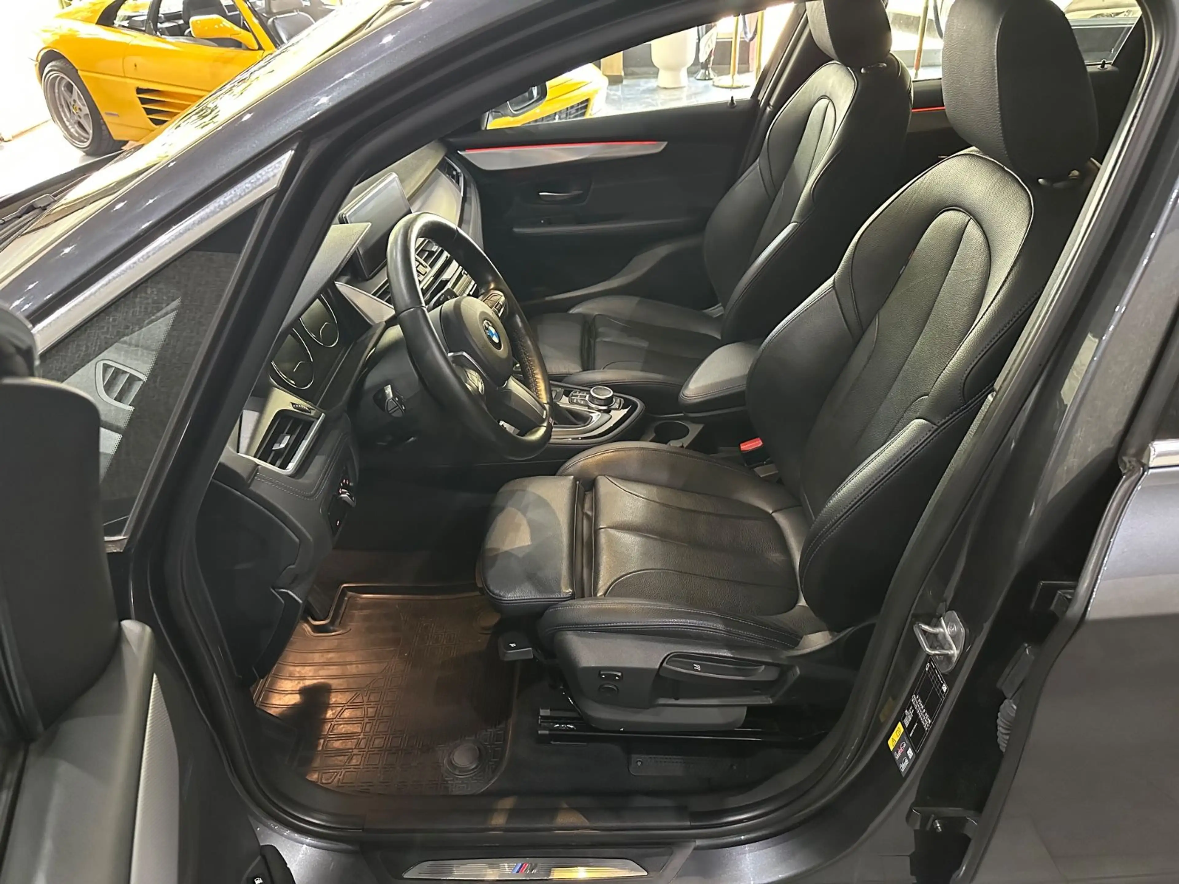 BMW 225 225 xe Active Tourer M Sport /HEAD-UP /LEDER/LED — photo 11
