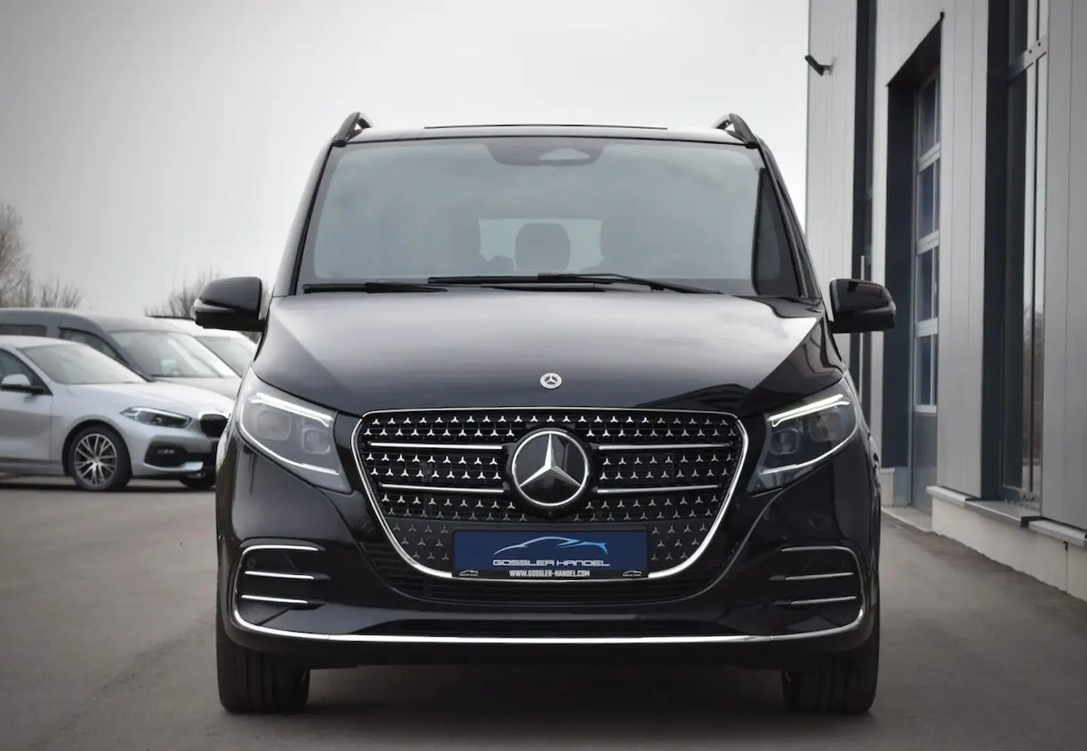 Mercedes-Benz V 250 NEUES MODEL LANG AMG LINE BURMESTER AHK Noir - 2