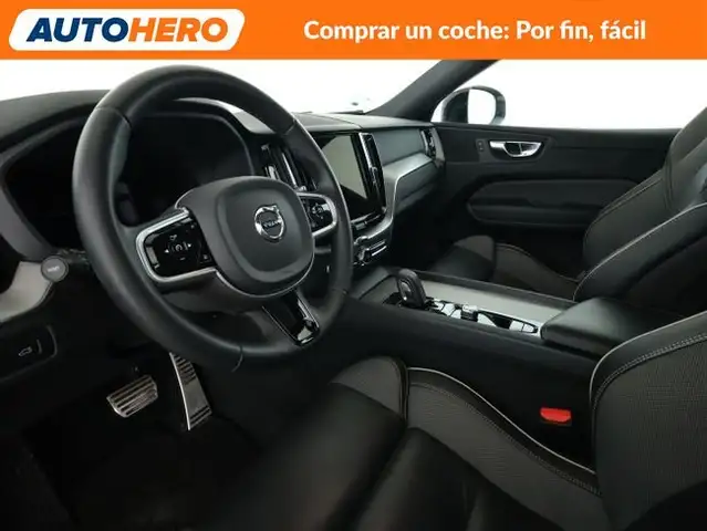 Volvo XC60 view 12