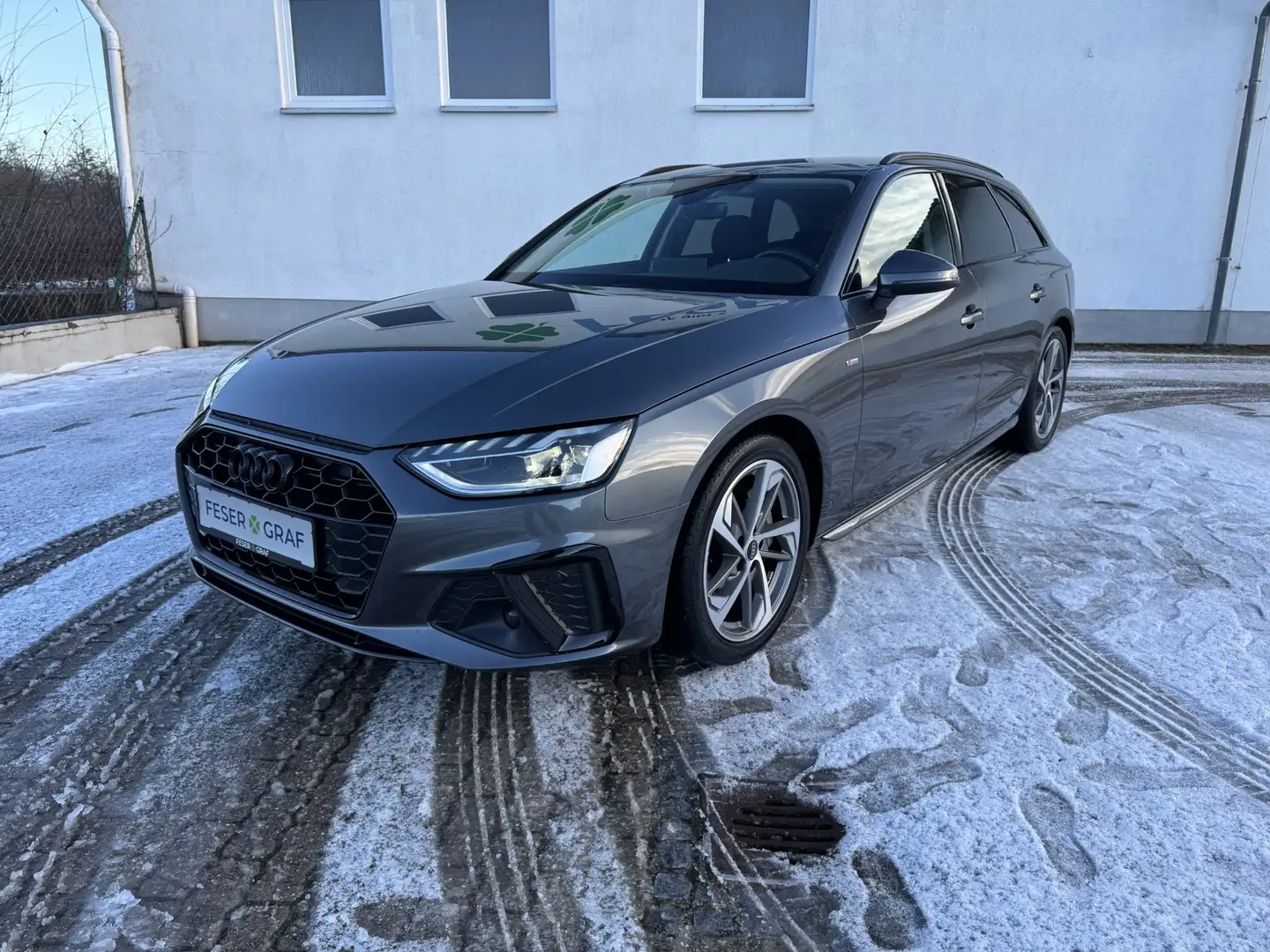 Audi A4 Avant S line 40 TDI S Tronic LED KAMERA EL.HECKKLA Grau - 2