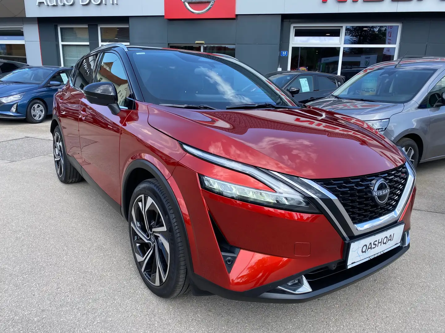 Nissan Qashqai 1,3 DIG-T MHEV Tekna+ Rot - 1