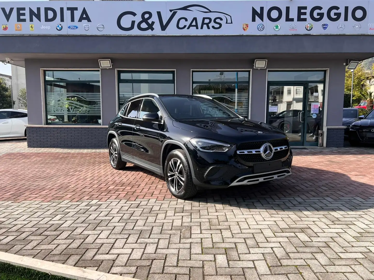Mercedes-Benz GLA 200 d Premium 150 CV AUTOMATICA NAVI KAMERA Noir - 1