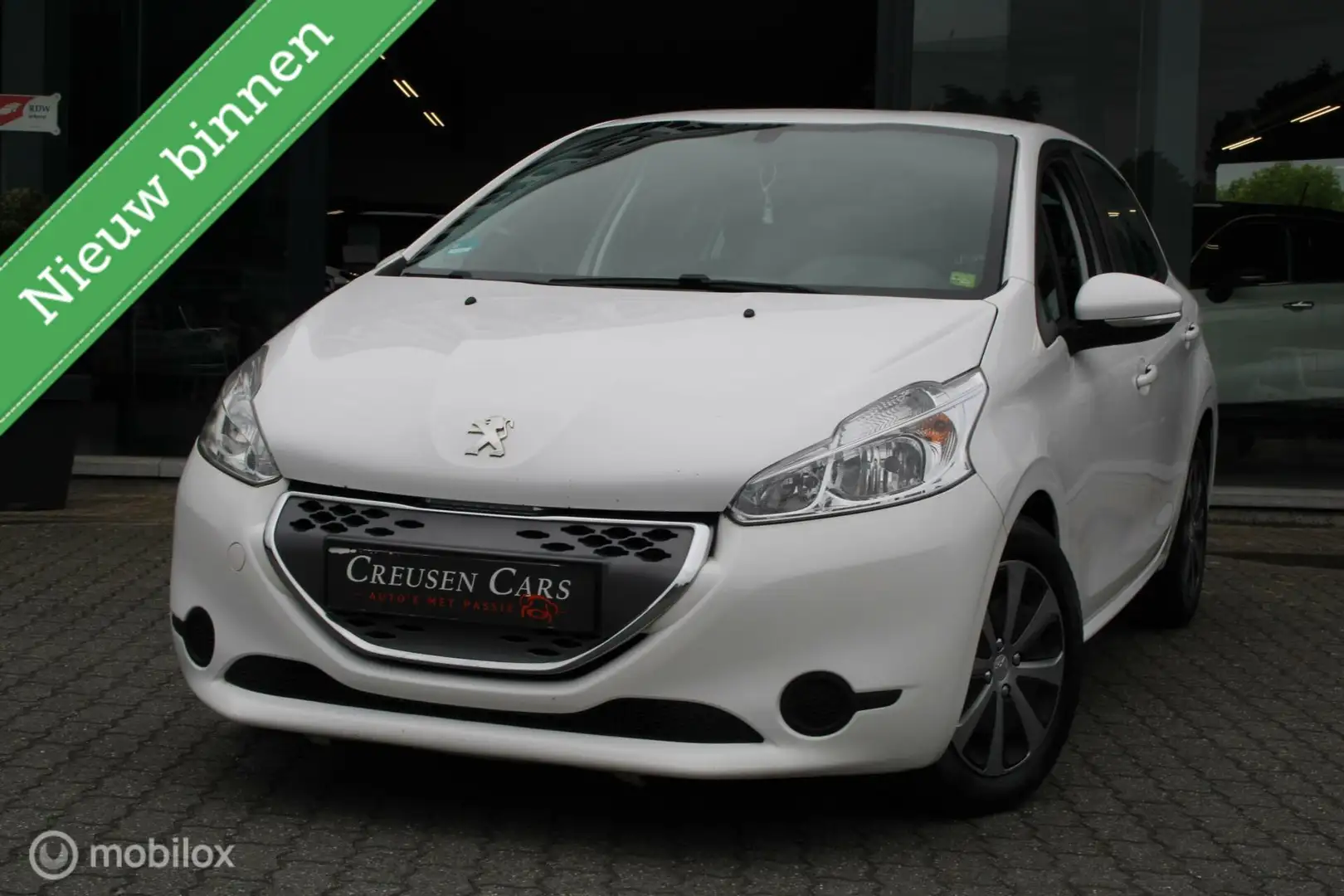 Peugeot 208 1.4 e-HDi Blue Lease/Airco/Tel/Automaat/ Wit - 2