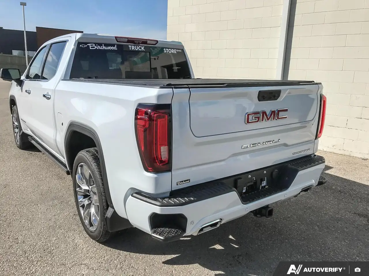 GMC Sierra 1500 photo GMC Sierra 1500