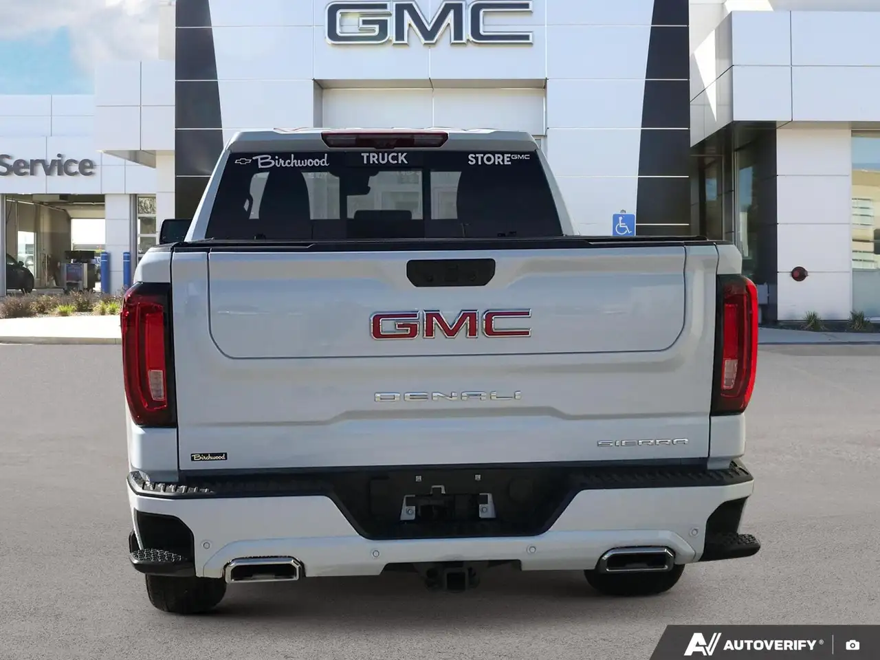 GMC Sierra 1500 photo GMC Sierra 1500