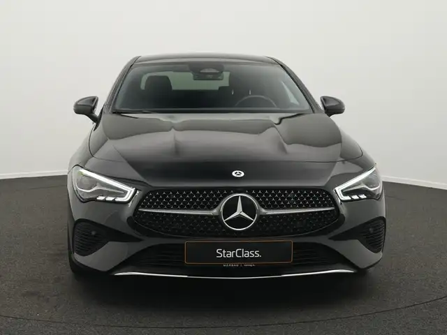 Mercedes-Benz Cla view 2