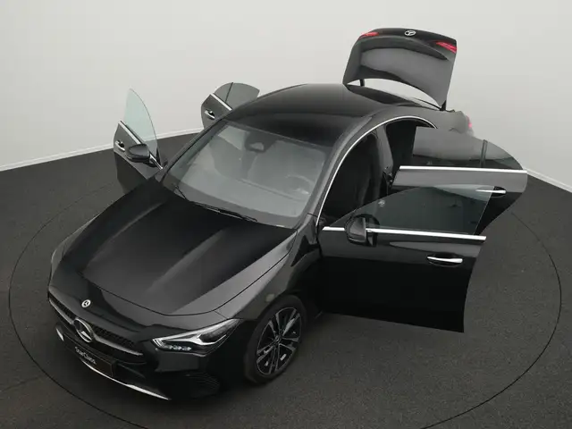 Mercedes-Benz Cla view 14
