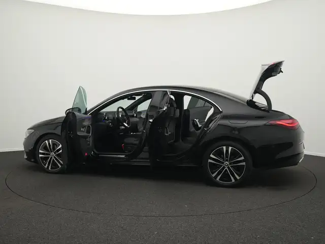 Mercedes-Benz Cla view 16