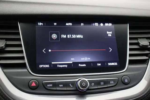 Opel Grandland X view 30