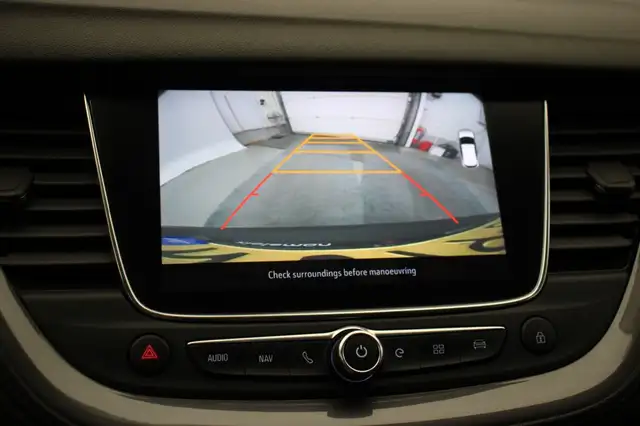 Opel Grandland X view 6