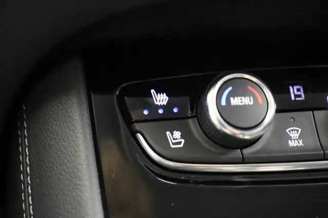 Opel Grandland X view 8