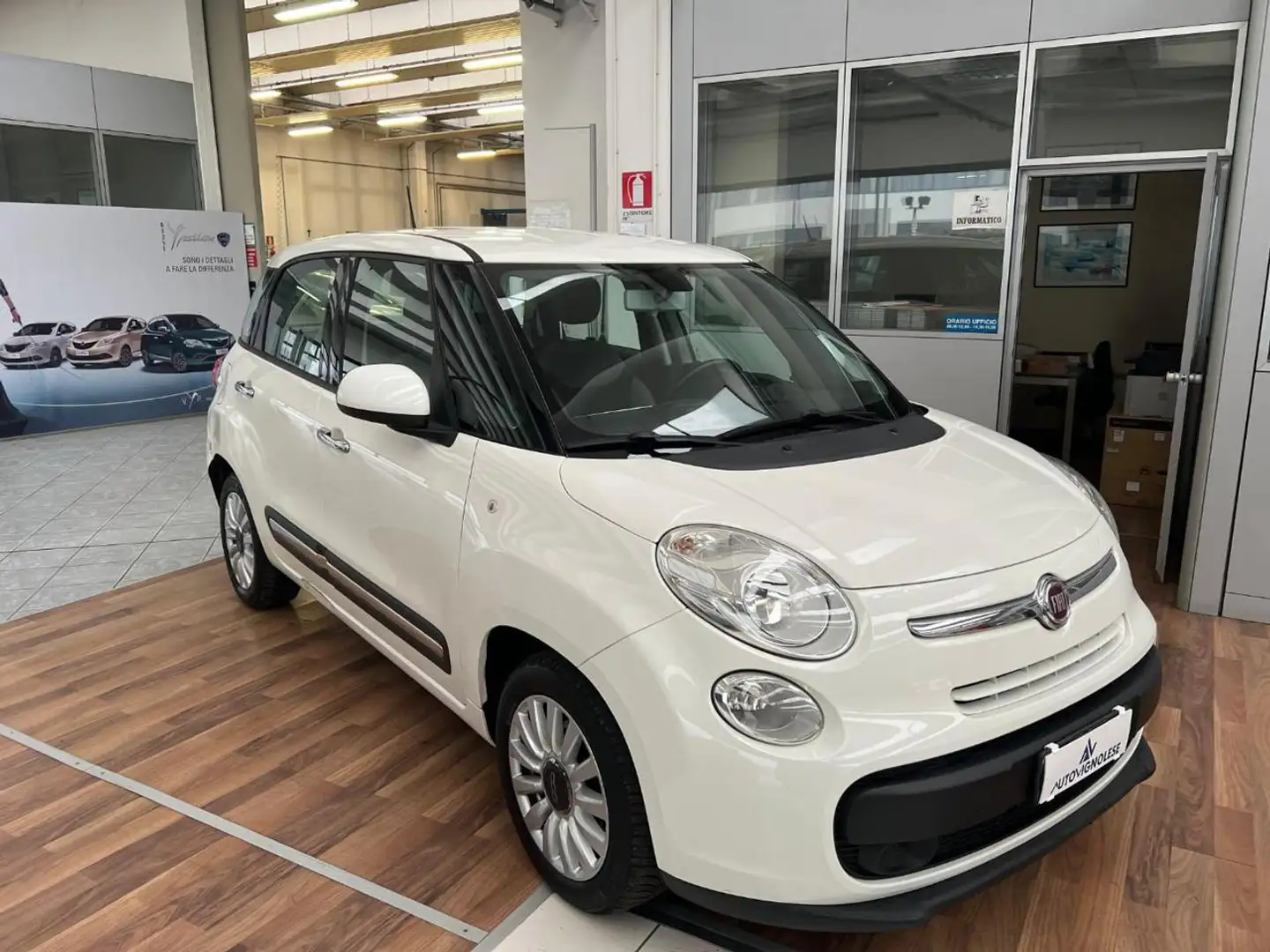 Fiat 500L 1.3 Multijet 85 CV Pop Star-LEGGI ANNUNCIO Grijs - 2