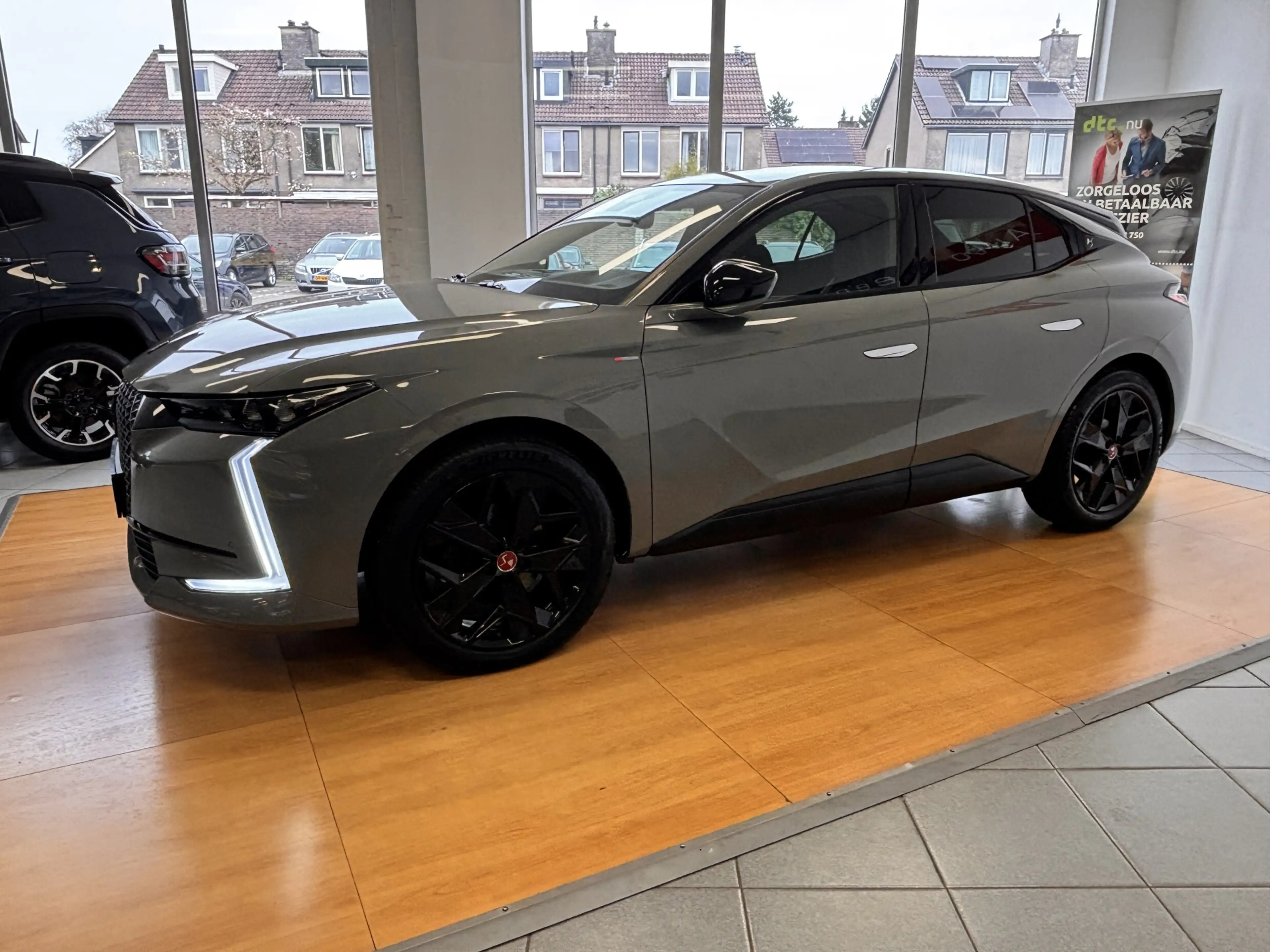 DS Automobiles DS 4 1.2 PureTech Performance Line * CARPLAY * NAVI * A — photo 7