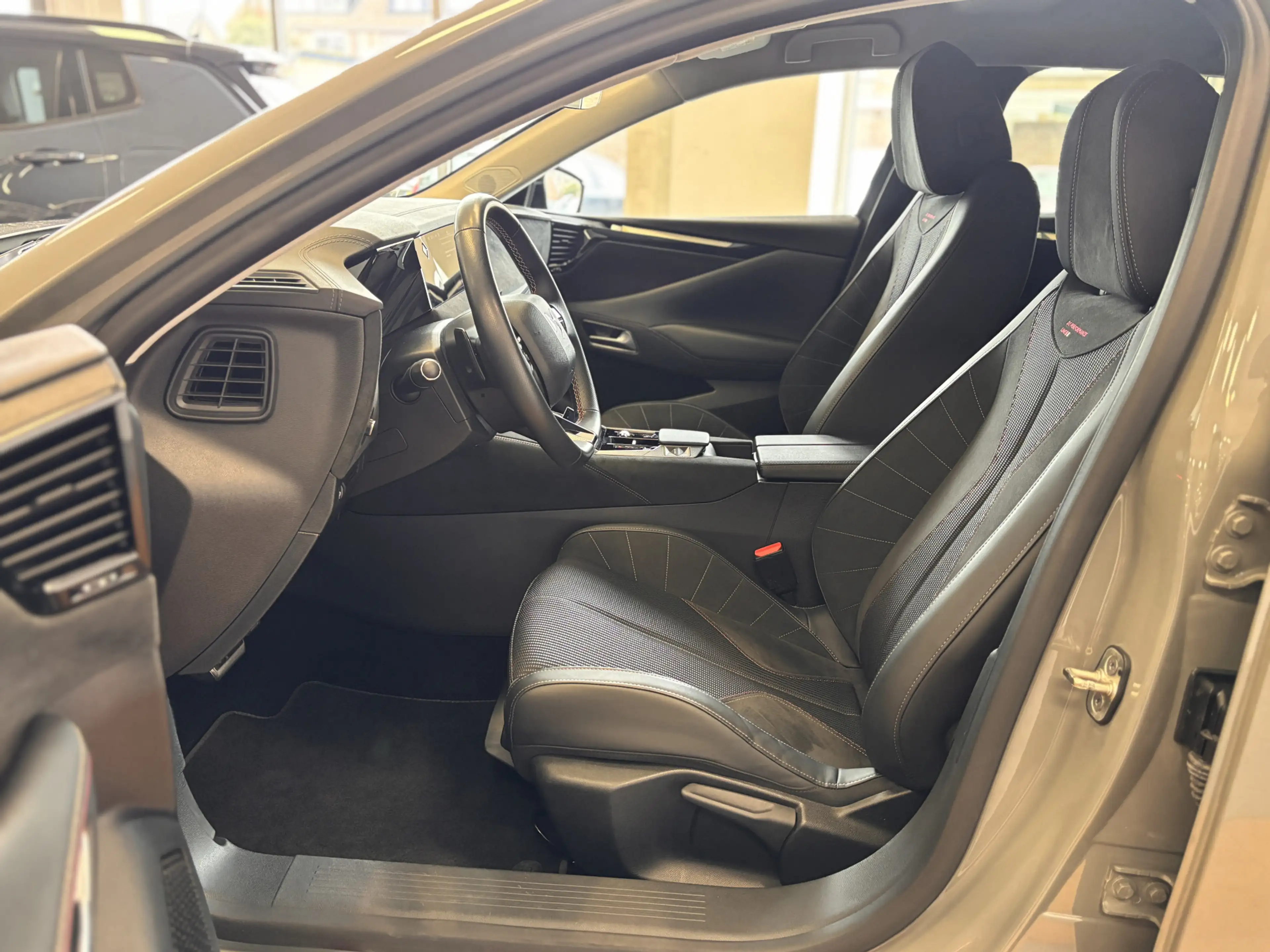 DS Automobiles DS 4 1.2 PureTech Performance Line * CARPLAY * NAVI * A — photo 42