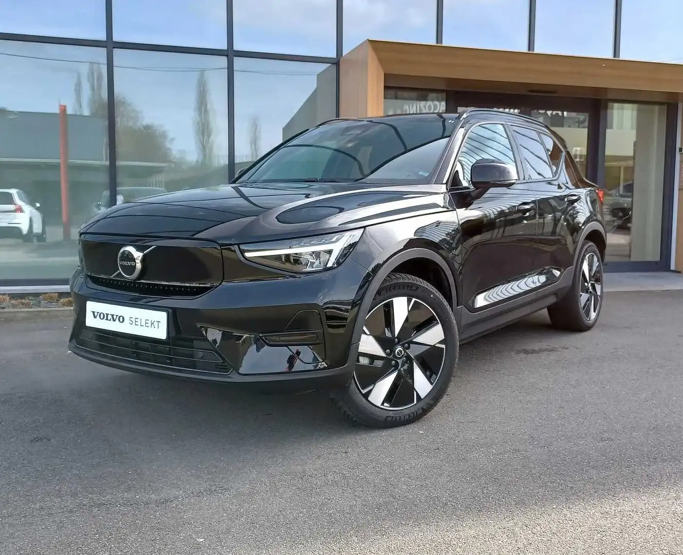 volvo xc40