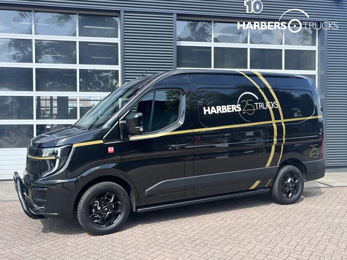 Renault Master L2H2 150PK AUTOMAAT Harbers Edition Noir - 2