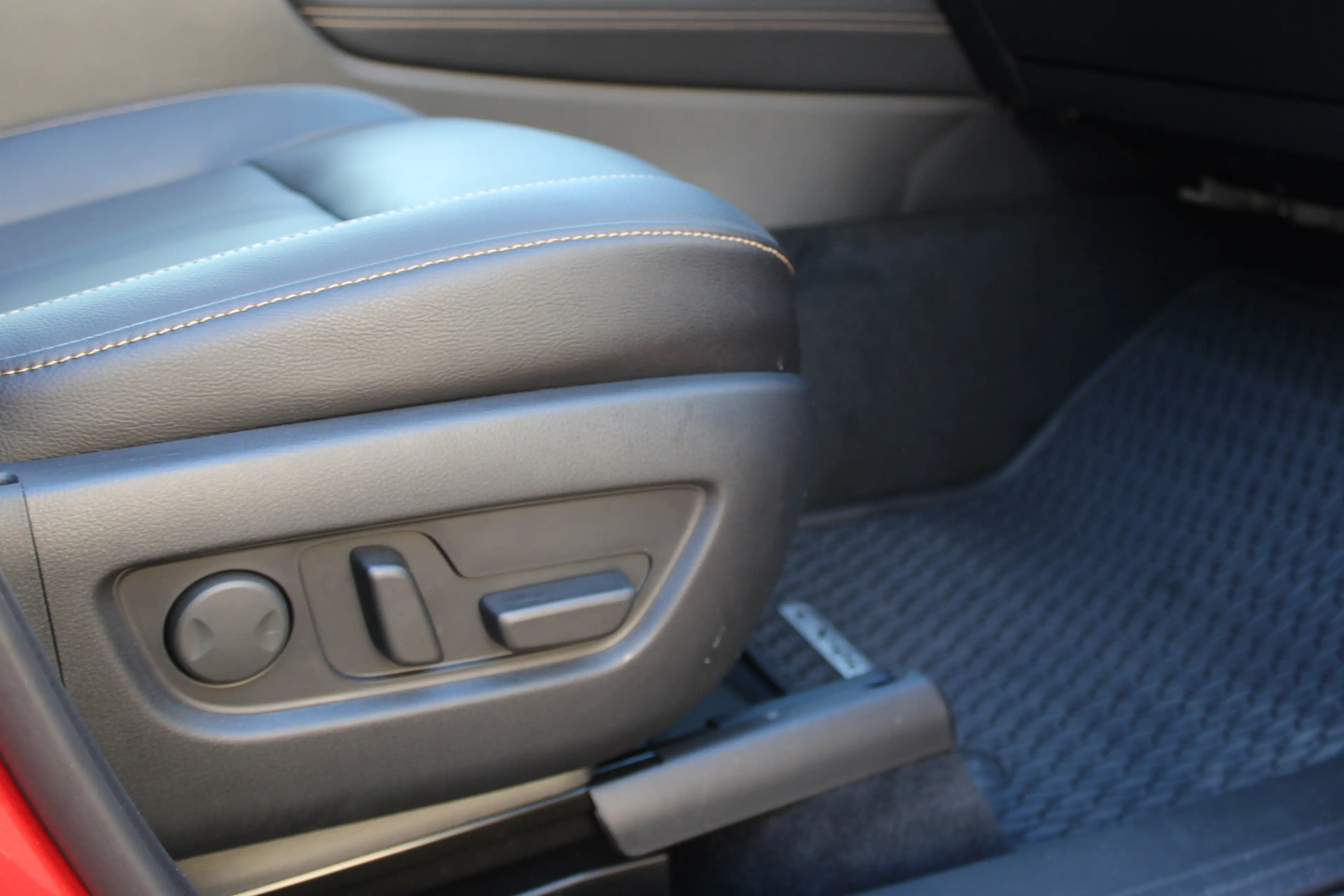 Mazda CX-60 2.5 e-SkyActiv PHEV Homura Plus | Panoramadak | BO — photo 36