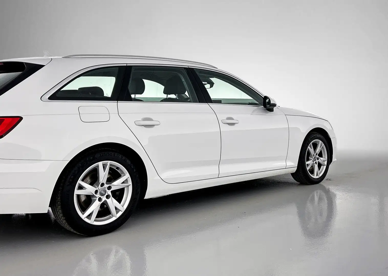 Audi A4 Avant 2.0 TFSI Automaat | Cruise Control | Lederen Wit - 2