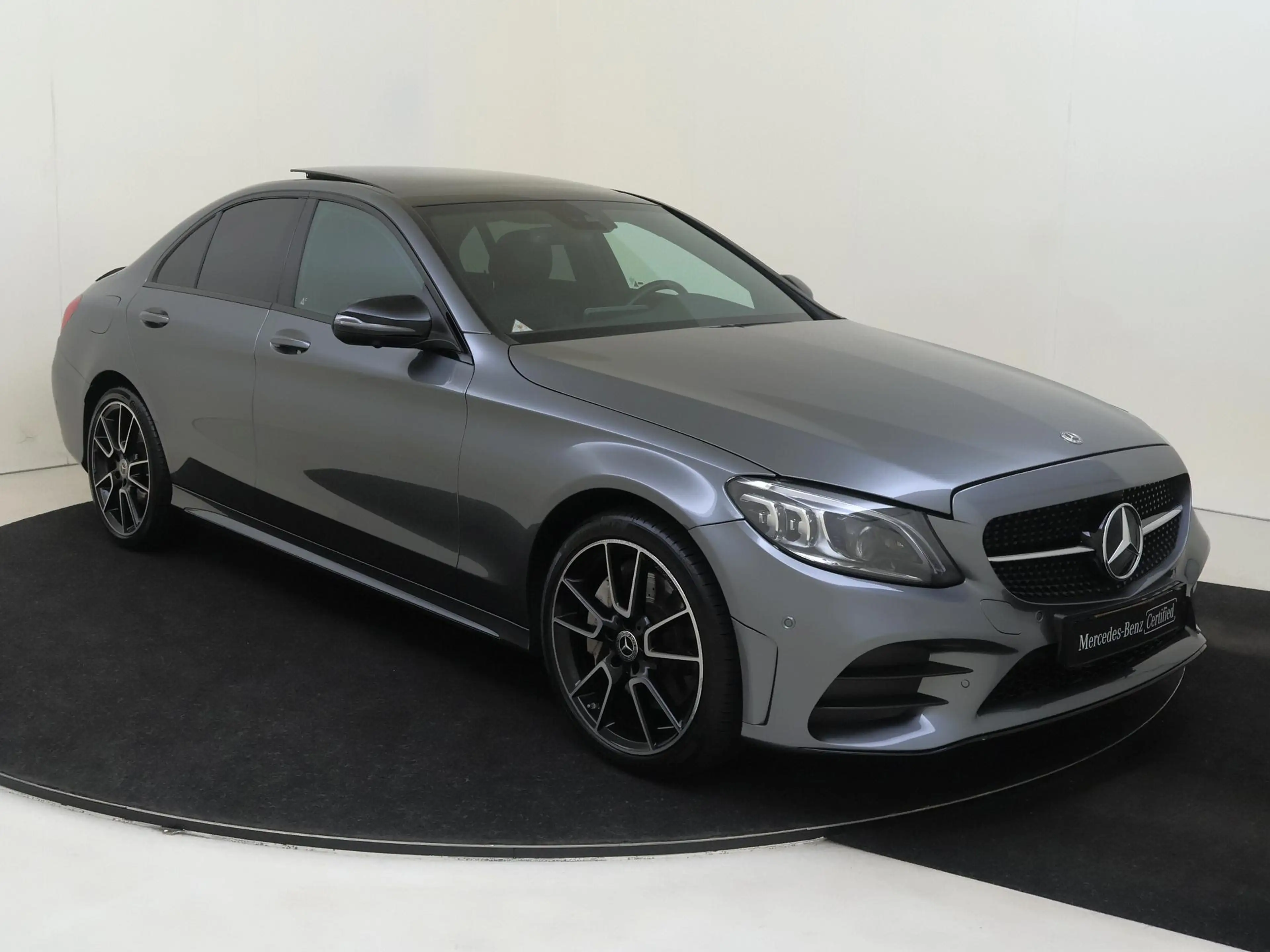 Mercedes-Benz C 300 e Business Solution AMG Limited /Panoramadak /360 — photo 5