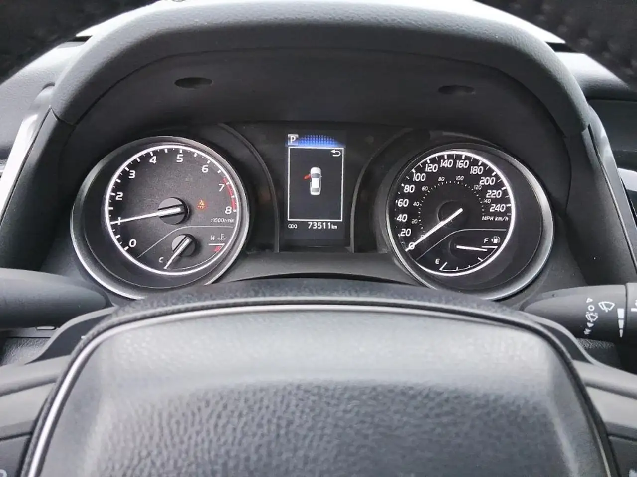 Toyota Camry снимка Toyota Camry
