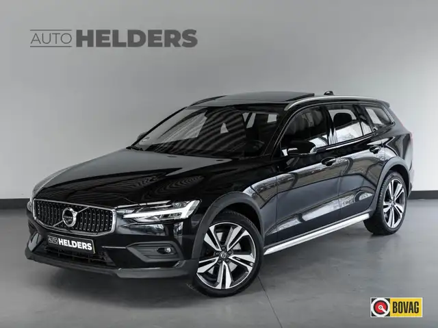 Volvo V60 Cross Country 2.0 B5 AWD 360° HuD Pano B&W Massage