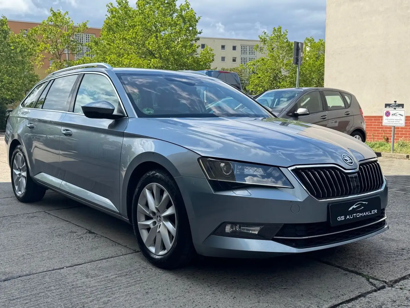 Skoda Superb Combi Style PDC hinten Zahnriemen NEU Gris - 2