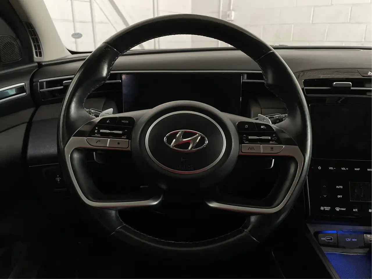 Hyundai TUCSON снимка Hyundai TUCSON