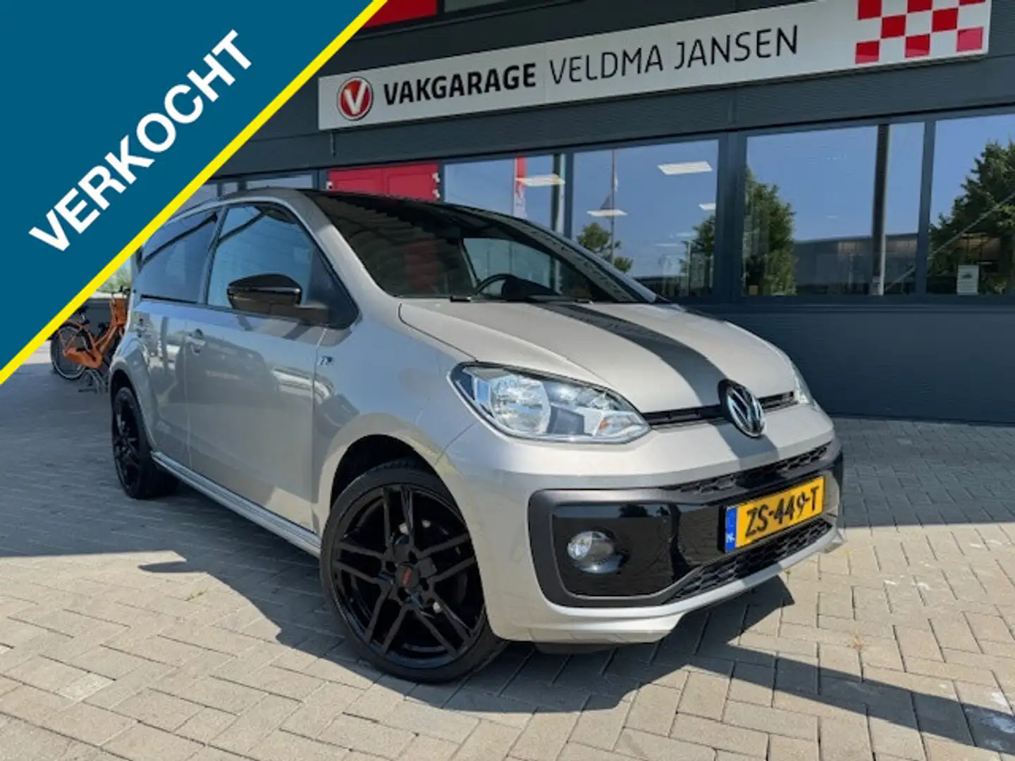 Volkswagen up! VERKOCHT!! 1.0 BMT HIGH UP! 5-DRS. ECC/LMV/R-INE E Grijs - 1