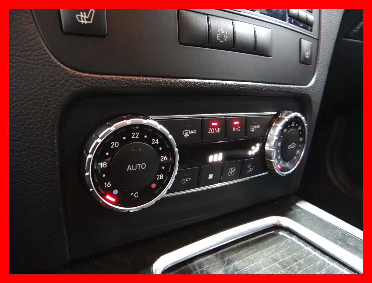 Mercedes-Benz GLK-Class снимка Mercedes-Benz GLK-Class