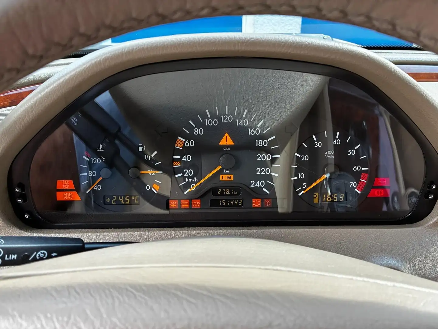 Mercedes-Benz 200 Automatik Getriebe / Unfallfrei Зелений - 2