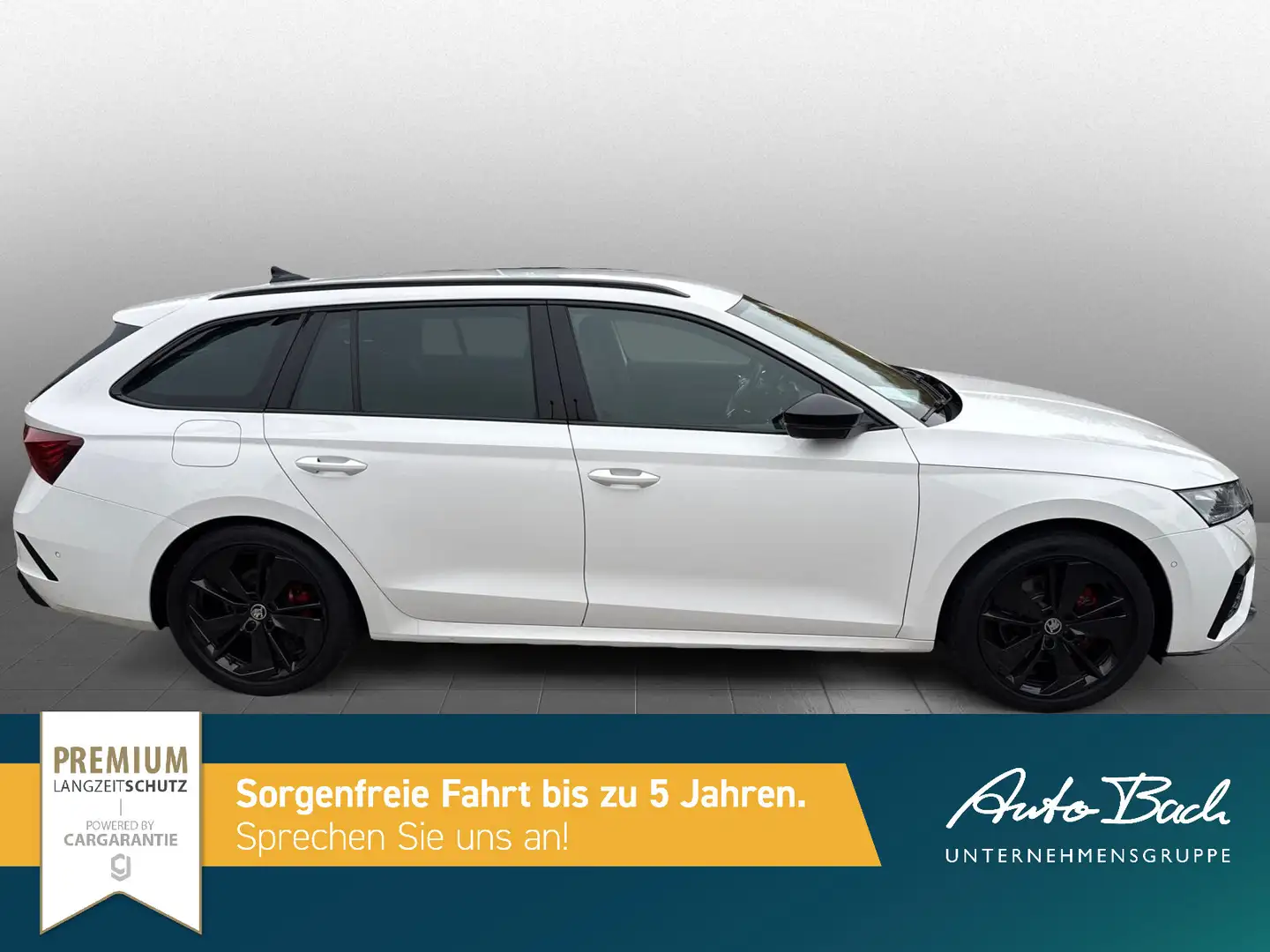 Skoda Octavia Combi RS 2.0 TDI DSG HuD Navi LED AHK Weiß - 2