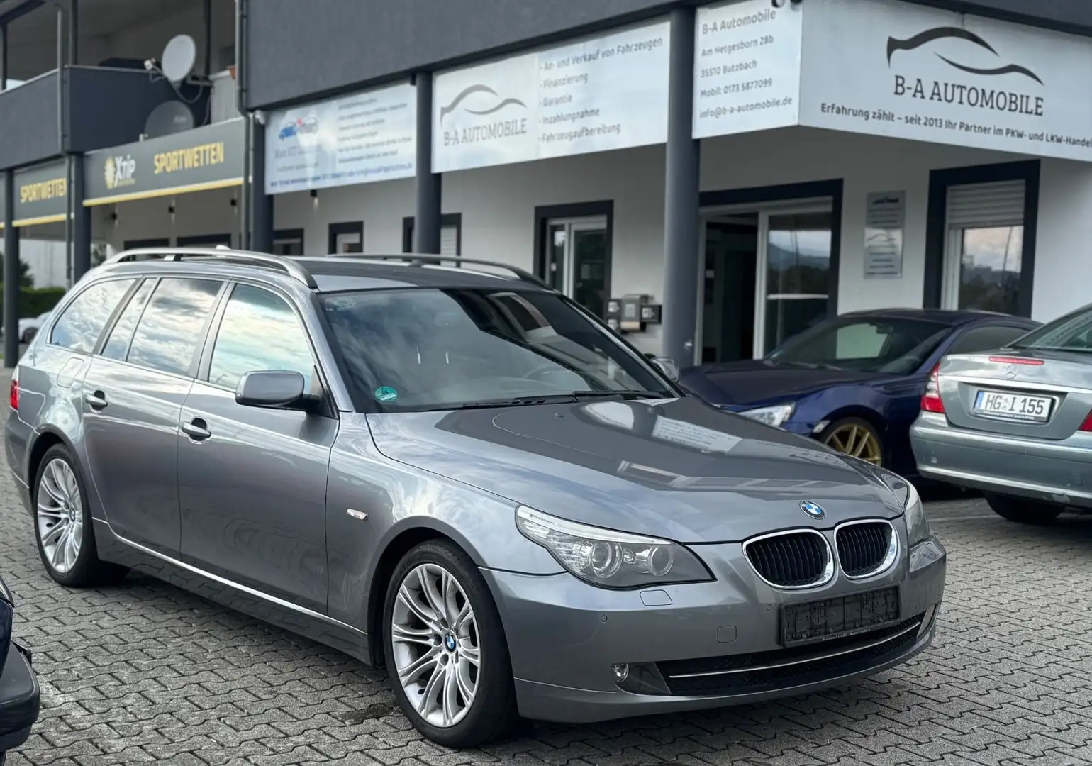 BMW 520 Baureihe 5 Touring 520i Edition Lifestyle Grau - 1