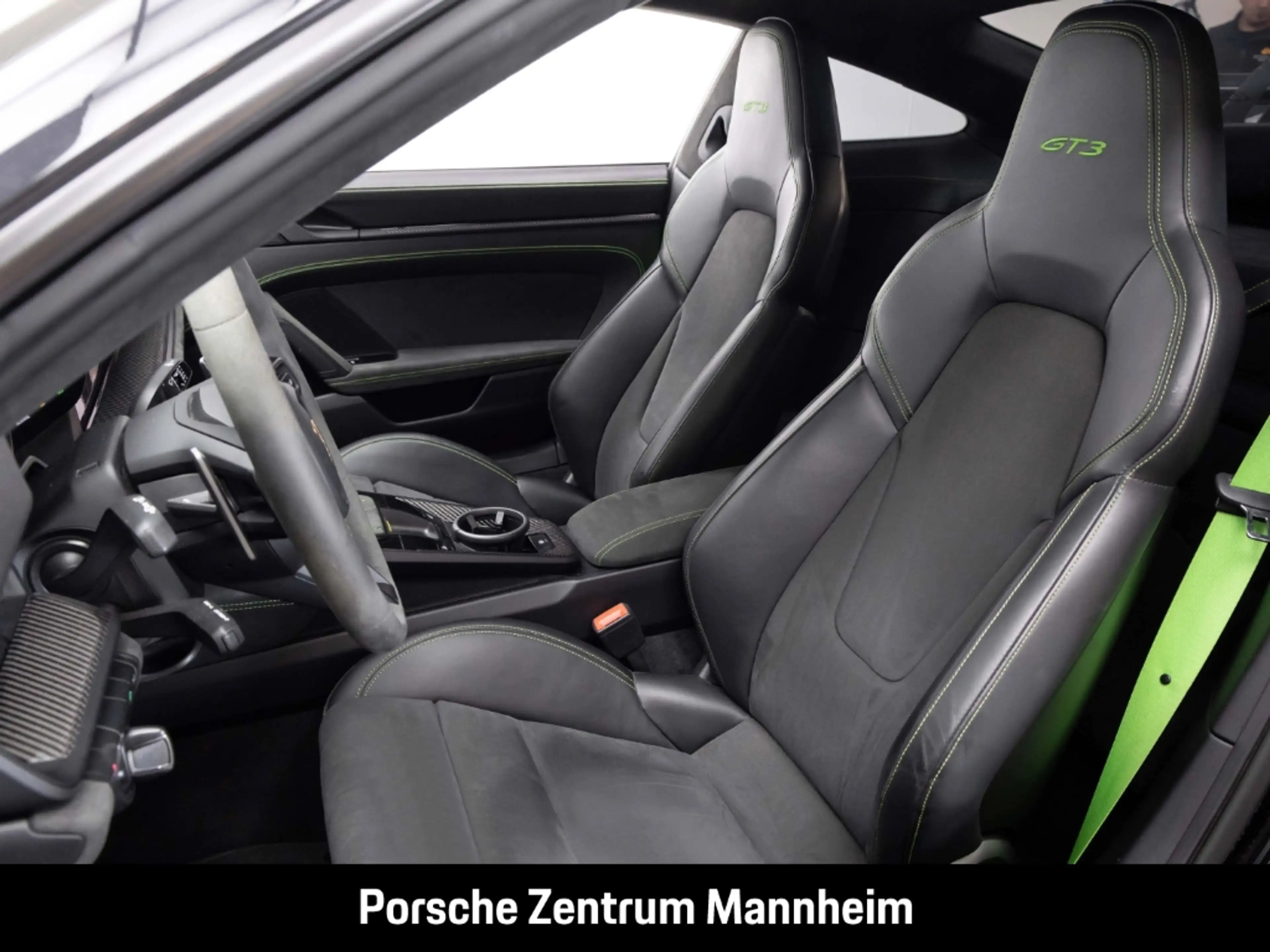 Porsche 992 GT3 Carbon-Dach Keramik Lift 18-Wege Matrix — photo 5