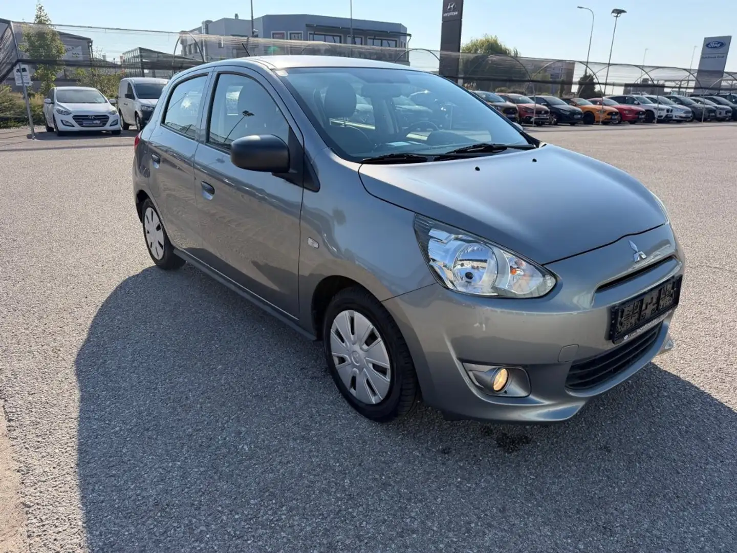 Mitsubishi Space Star Space Star Grau - 2