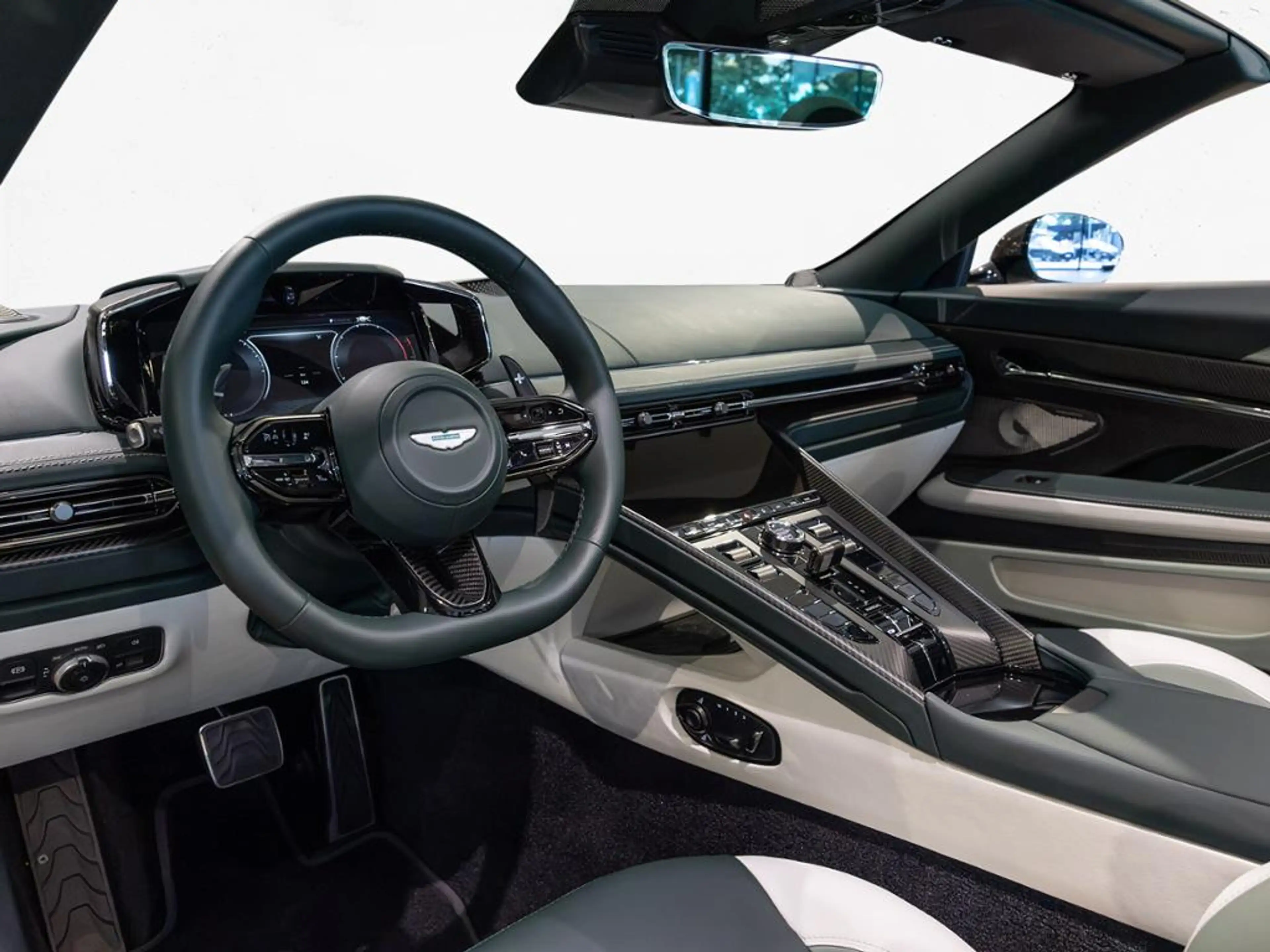 Aston Martin DB12 S Volante UPE € 373.990 — photo 4