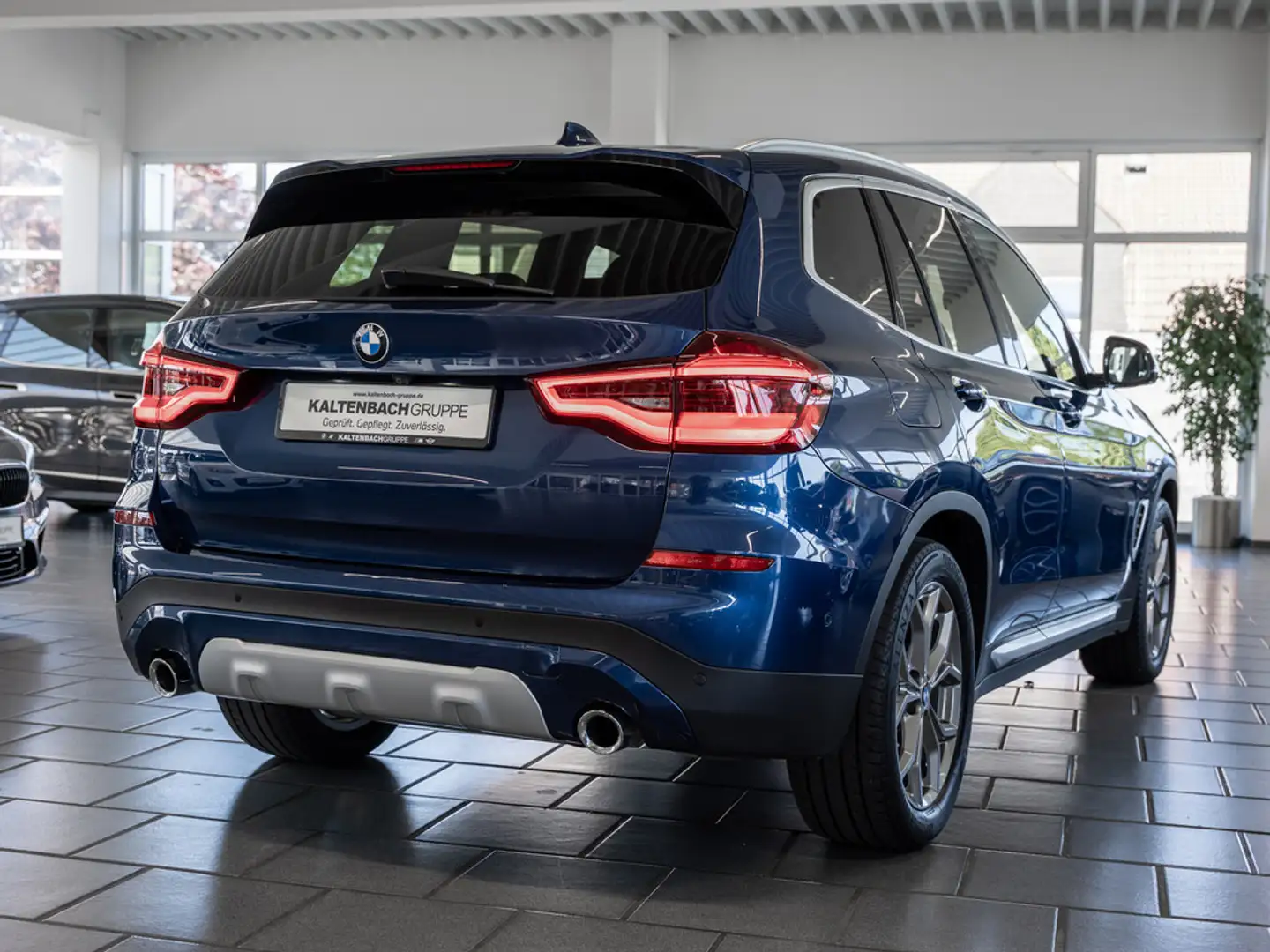 BMW X3 xDrive 30d X-Line PANO 360° LED ACC W-LAN Azul - 2