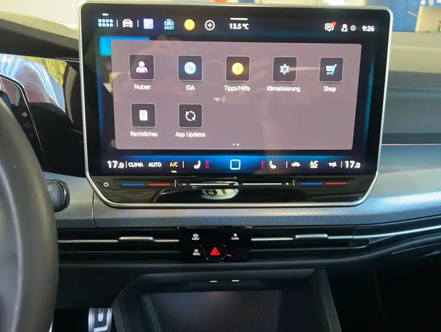 Volkswagen Golf view 11
