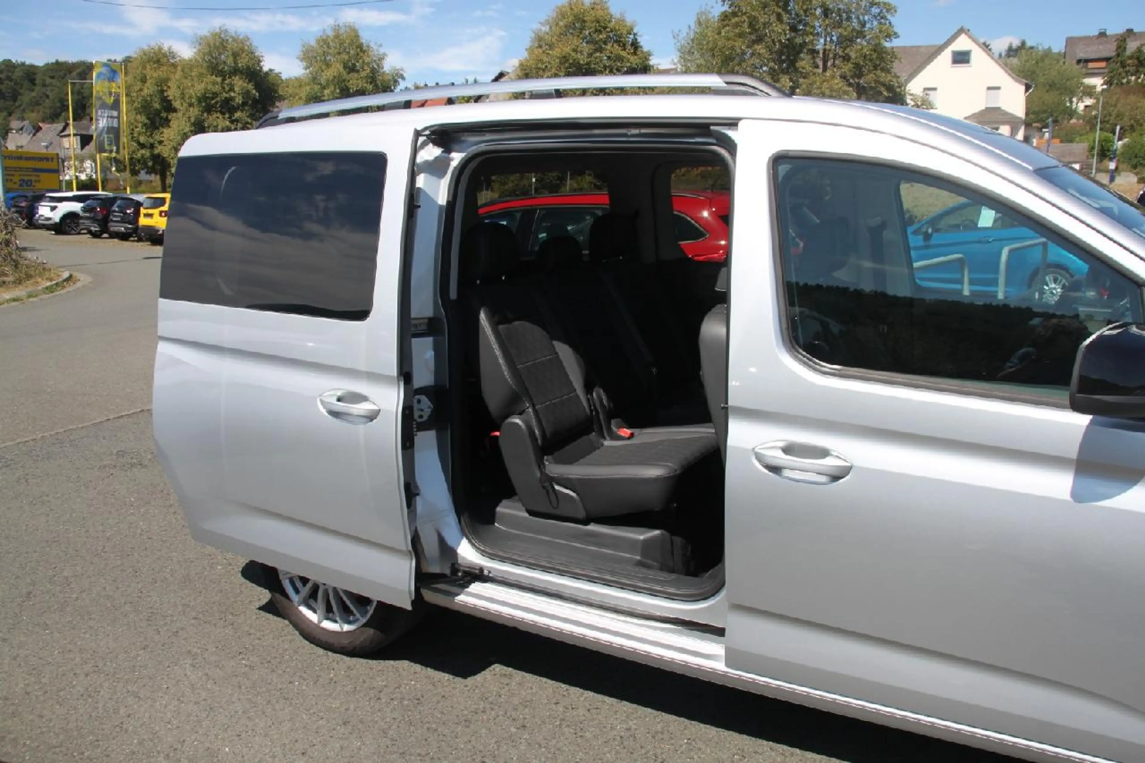 Ford Grand Tourneo Titanium+LED+RFK+KLIMA+LMF+NAVI+AHK+ — photo 8